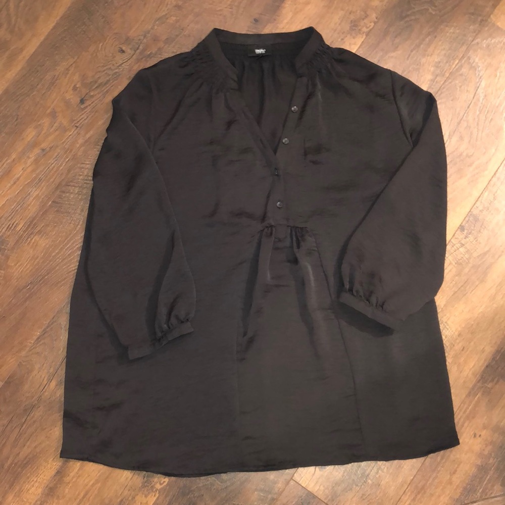 MOSSIMO black umpire waist button up top